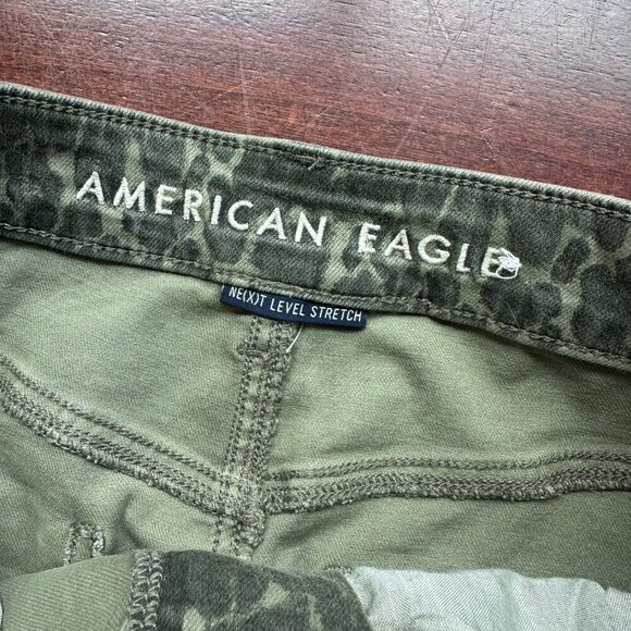 AMERICAN EAGLE Denim Stretch OliveGreen Camo Animal Print Mini Jean Skirt Size 2 - Picture 7 of 8